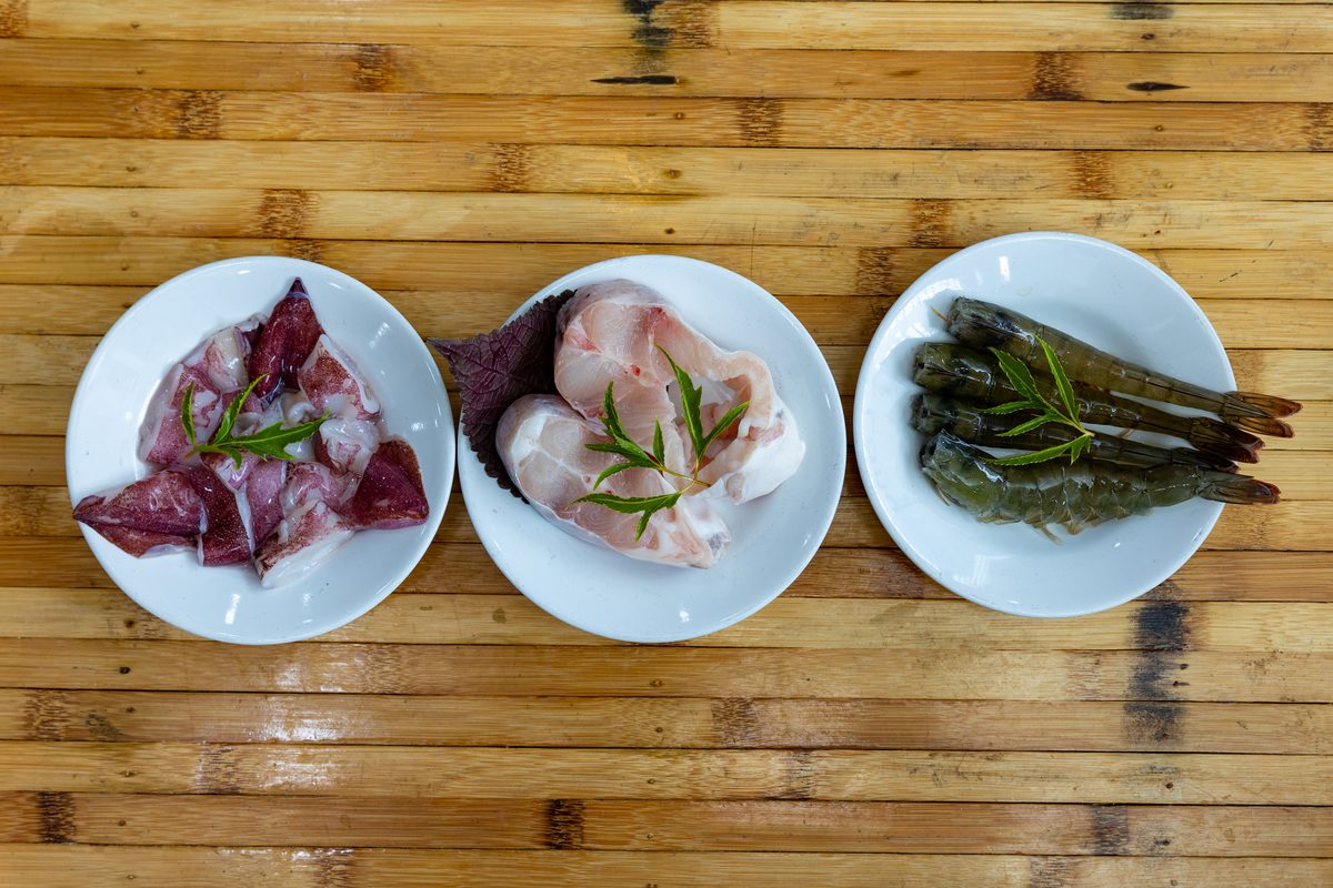 Set Hải Sản Thập Cẩm Nhúng Lẩu